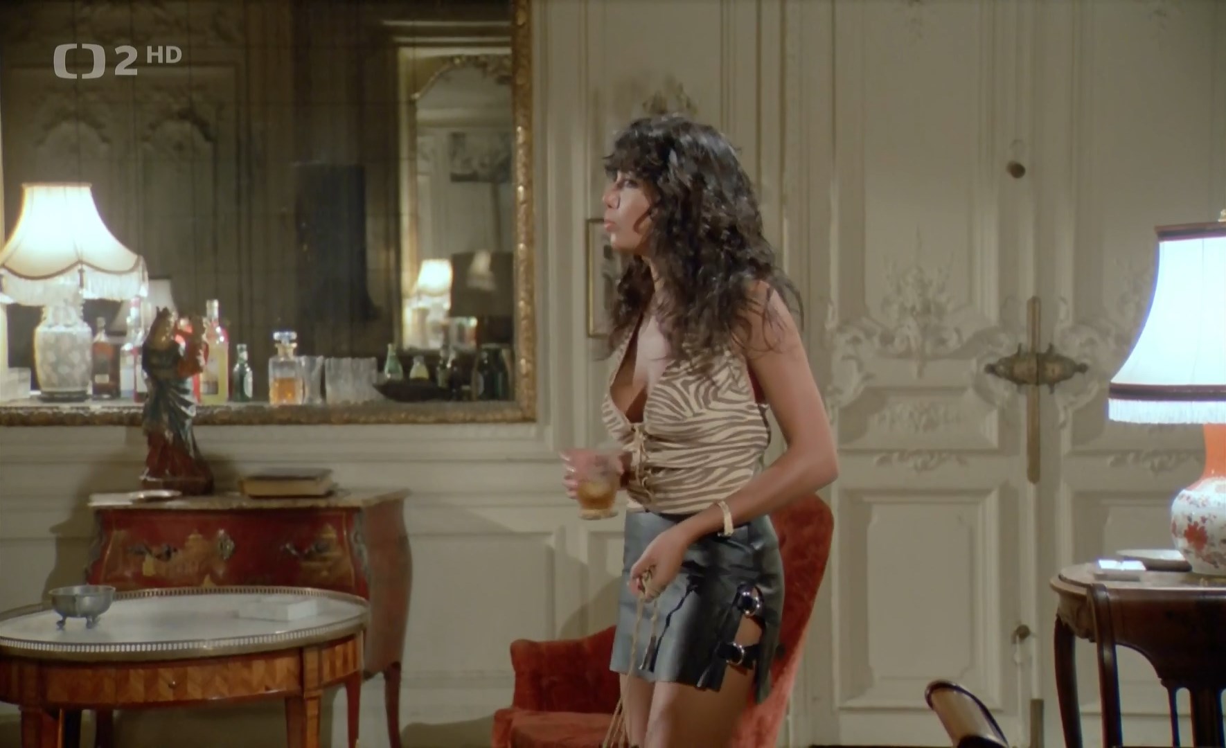 Nude video celebs » Laetitia Gabrielli nude, Carlos Sotto Mayor sexy - Le  Marginal (1983)