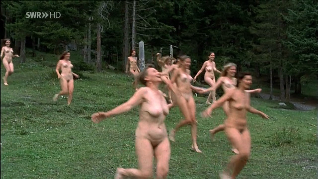 Judith Hofmann nude, Silke Geertz nude, Hanna Scheuring nude - Schoenes Wochenende (2005)