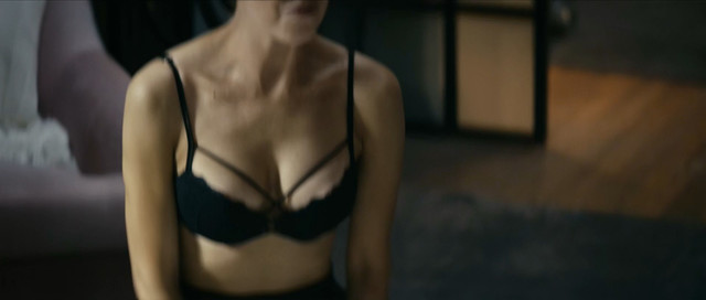 Erin Moriarty sexy, Brittany Allen nude - The Boys s01e03 (2019)