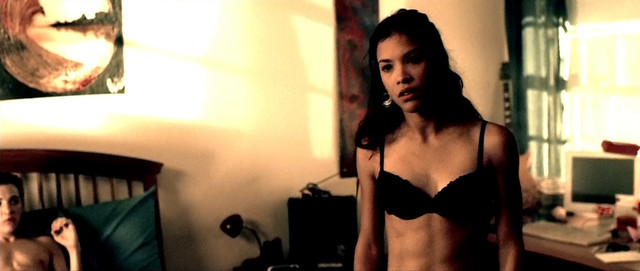 Danay Garcia sexy, Regina Hall sexy - Danika (2006)