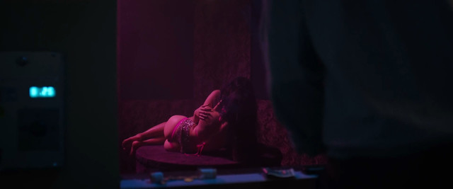 Ava Del Cielo nude, Joanne Nguyen sexy, Fiona Horsey sexy - Running with the Devil (2019)