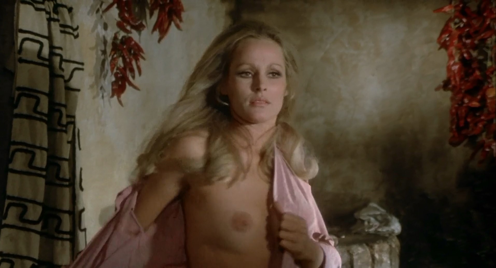 Ursula andress tits