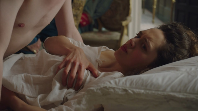 Jessica Brown Findlay sexy, Kirsty J. Curtis sexy - Harlots s03e08 (2019)