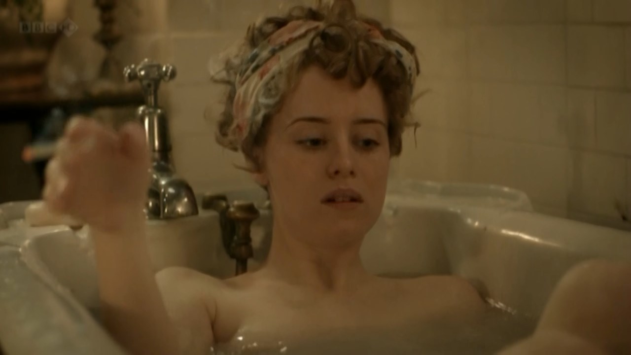 Nude foy Claire Foy