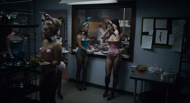 Alicia Vikander sexy, Janelle Monae sexy, Julianne Moore sexy - The Glorias (2020)
