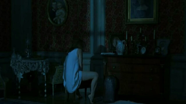 Isild Le Besco nude, Emilie Dequenne sexy - La ravisseuse (2005)