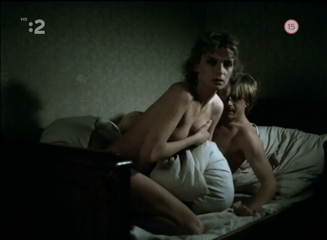 Ivana Chylkova nude - Ina laska (1985)