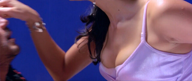 Katrina Kaif sexy, Madhu Sapre sexy - Boom (2003)