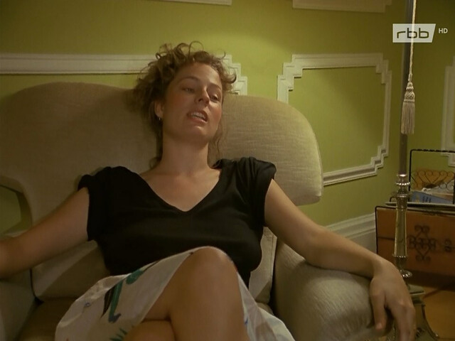 Marsha Cox nude - Tatort e154 (1984)