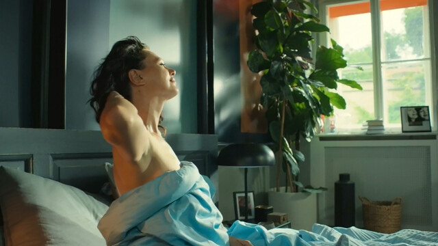 Ivana Chylkova sexy, Lucie Zackova sexy - Chlap na stridacku (2020)