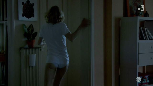 Sophie Quinton nude - Quand vient la peur... (2010)
