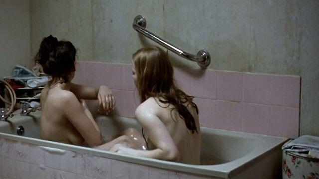 Samantha Morton nude, Kathleen McDermott nude - Morvern Callar (2002)