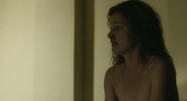Laurence Leboeuf nude - La petite reine (2014)