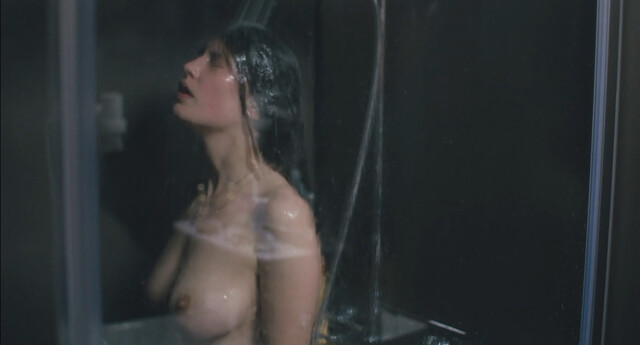 Michele Breu nude - Sturm (2013)