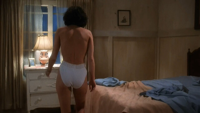 Charlie Spradling nude, Elizabeth Maclellan sexy - Puppet Master II (1990)