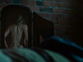 Zara Jestadt sexy - The Discarded (2020)
