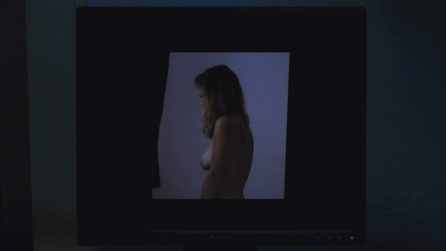 Maria Bea Travis nude - Frames (2012)