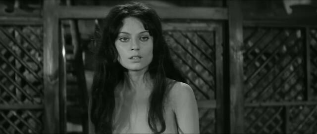 Sona Valentova nude, Jaroslava Obermaierova nude - Kladivo na carodejnice (1969)