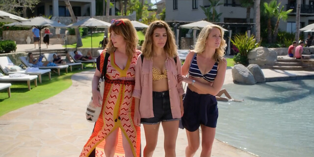 Anna Camp sexy, Sarah Burns sexy, Heather Graham sexy - Desperados (2020)