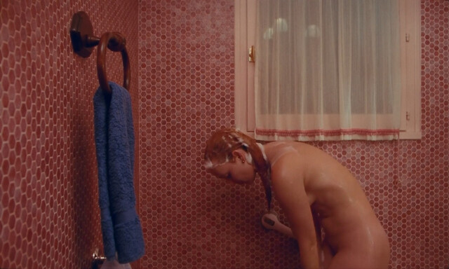 Romanna Lobach nude, Jenny Bellay nude - Olla (2019)