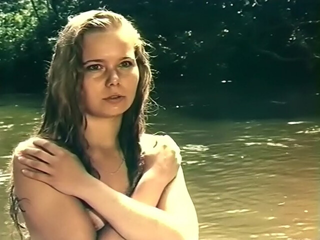 Signe Dundure nude - Cilveka berns (1991)