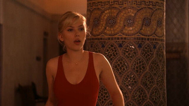Scarlett Johansson sexy - Scoop (2006)