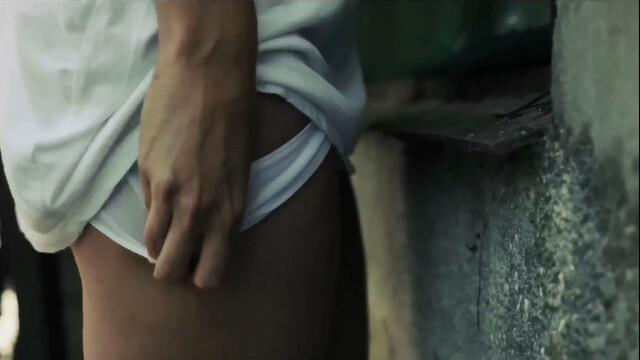 Celina Carbajal sexy - Blanco (2013)