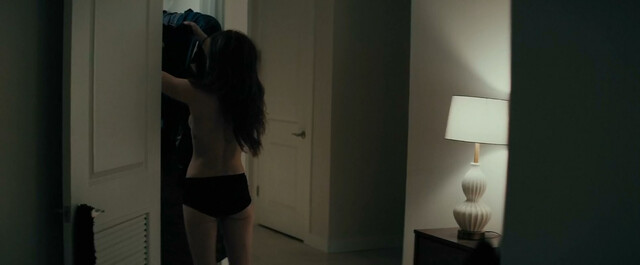 Samara Weaving nude, Carly Chaikin nude - Last Moment of Clarity (2020)