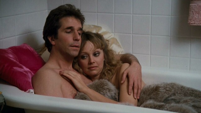 Shelley Long sexy, Monique Gabrielle nude - Night Shift (1982) .