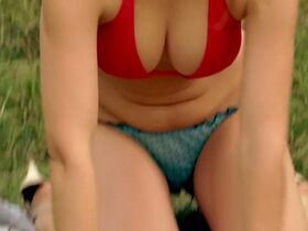 Lea Seydoux nude - Plein sud (2009)