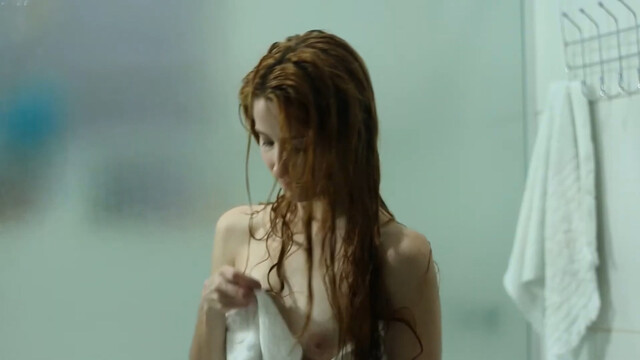 Gabriela Carlotto nude - Quarentena (2020)