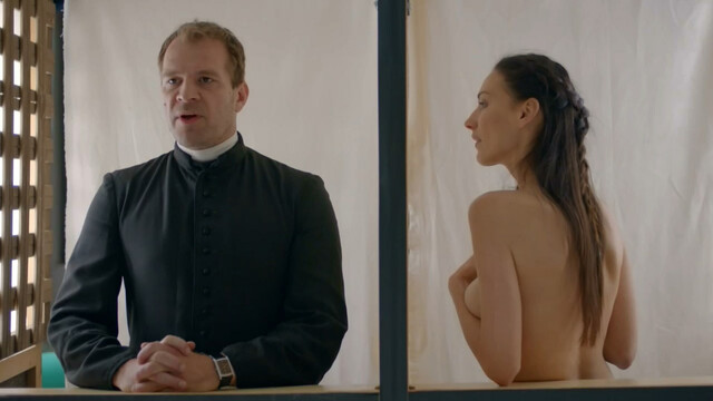 Zsuzsanna Ripli nude - A mi kis falunk s04e01 (2020)