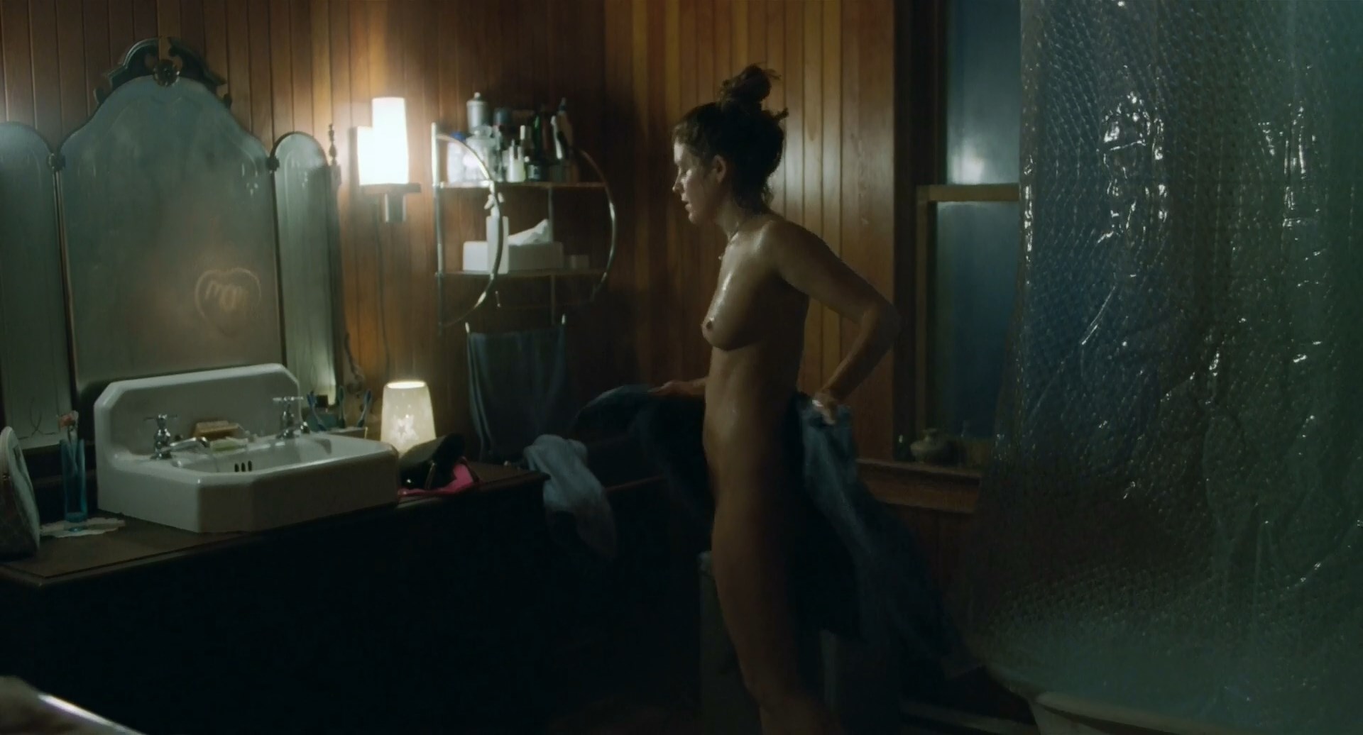 Nude Video Celebs Riley Keough Nude The Lodge 2019