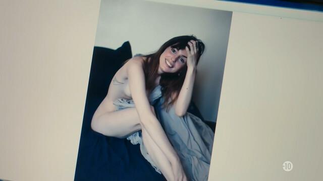 Berangere McNeese nude, Florence Loiret Caille sexy - Le Bureau des Legendes s05e01 (2020)