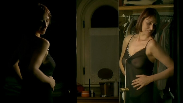 Mariana Anghileri nude, Maria Barranco nude - Lifting de corazon (2005)