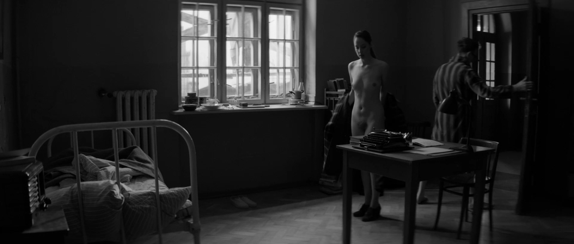 Nude video celebs » Maria Sobocinska nude, Davina Reeves-Ciara nude - Pan  T. (2019)