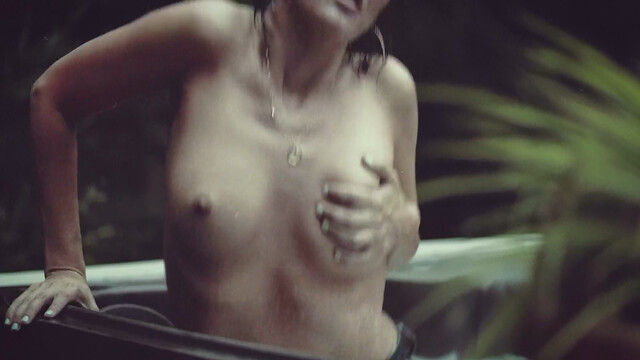 Eva Hamilton nude, Rebecca Tarabocchia sexy - Cabal (2019)