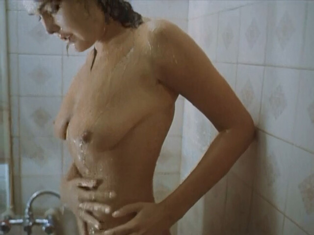 Nataliya Fisson nude, Svetlana Kovalenko nude - Strannie muzhchiny Semenovoy Ekateriny (1992)