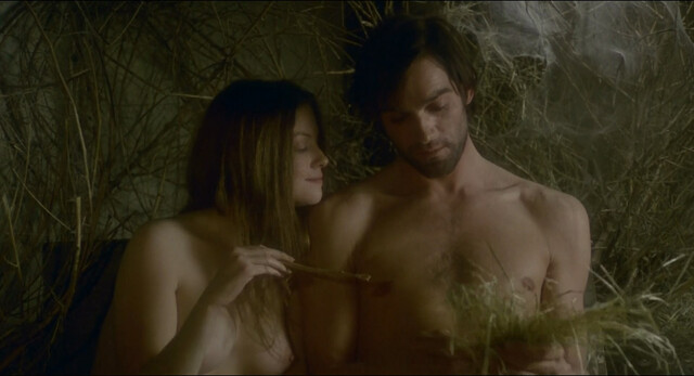 Lynne Frederick nude - The Four of the Apocalypse... (1975)