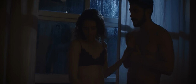 Mariel Ollivier sexy - Absoluto (2019)