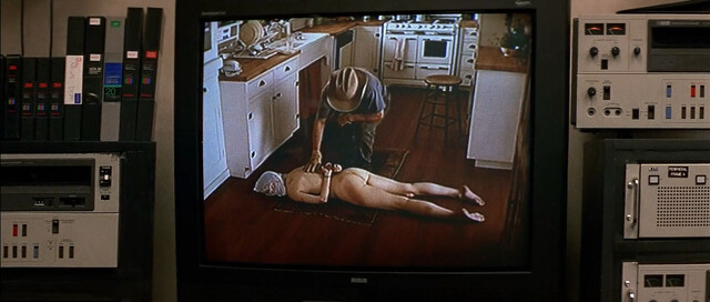 Rhona Mitra sexy, Laura Linney nude - The Life of David Gale (2003)