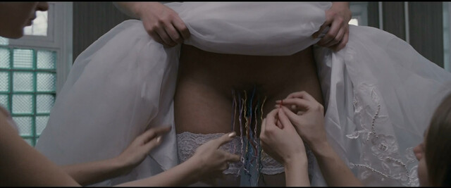 Yuliya Aug nude, Larisa Damaskina nude, Olga Dobrina nude, Elizaveta Sitdikova nude - Ovsjanki (2010)