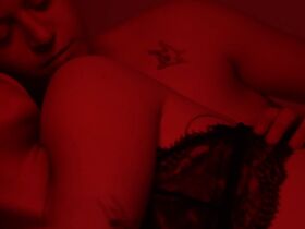 Juliette Louvenin sexy - Mon Eden (2020)