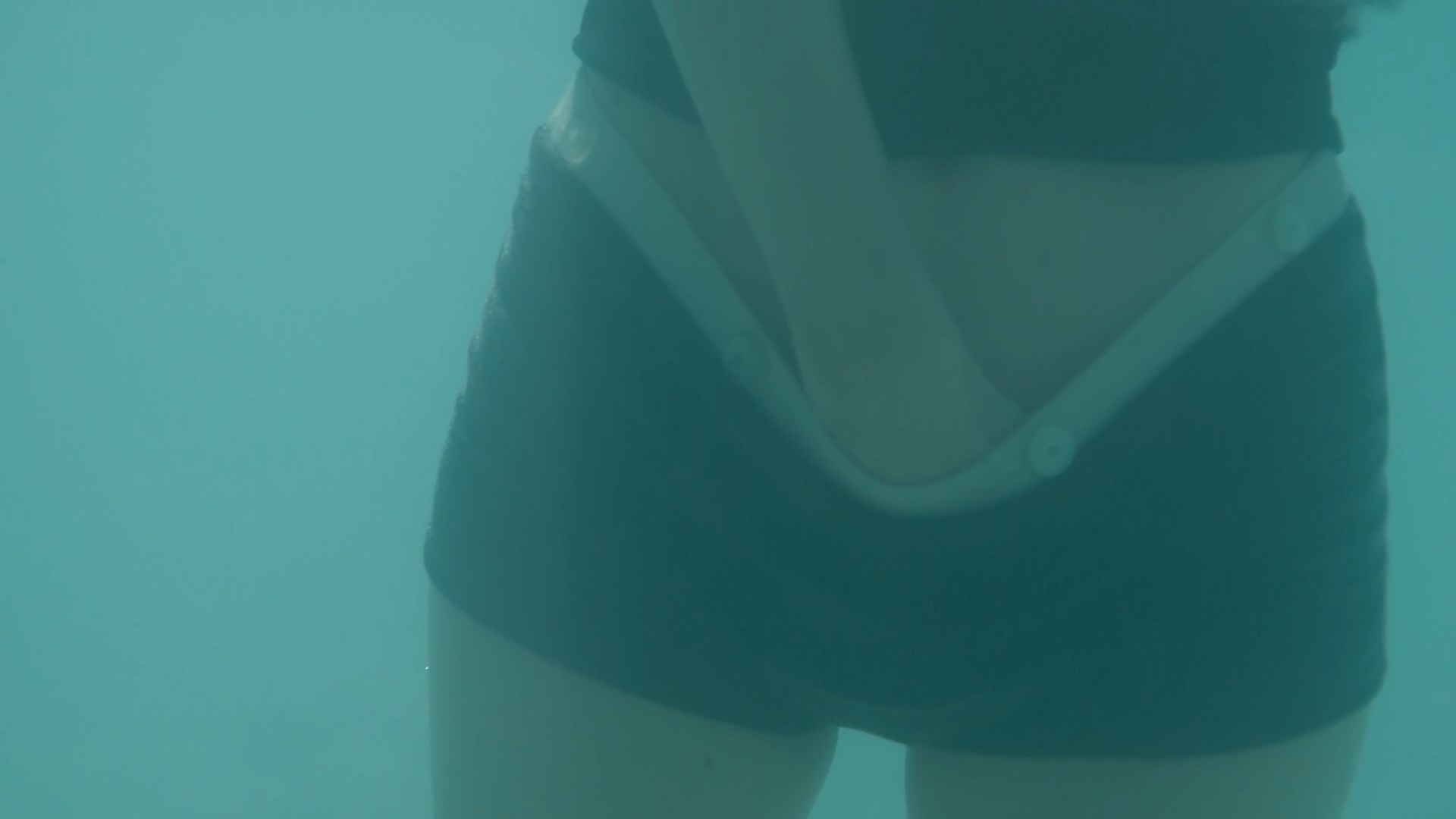 Nude video celebs » Hanna Alstrom nude, Carice van Houten sexy - The Glass  Room (Skleneny pokoj) (2019)