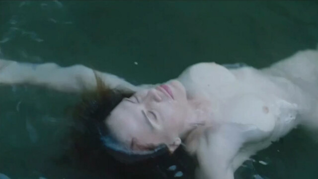 Melania Dalla Costa nude - I Sogni Sospesi (2018)