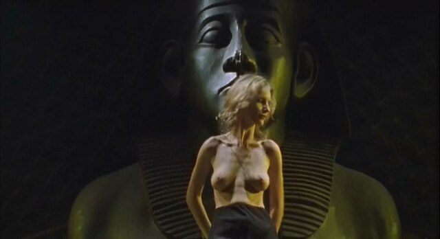 Katja Woywood nude, Ragna Pitoll nude - Verfuhrt - Eine gefahrliche Affare (1999)