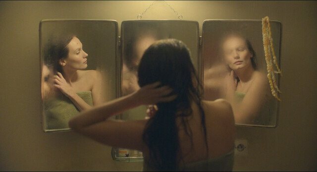 Ana Girardot nude - Deux moi (2019)