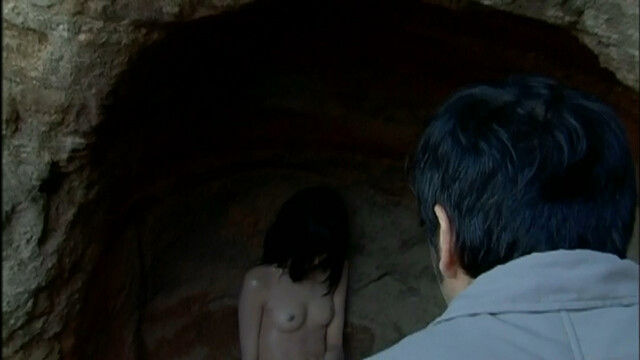 Tomomi Miyashita nude - Marebito (2004)