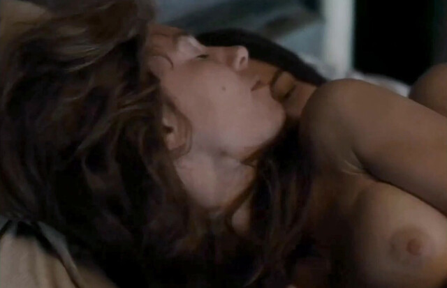 Vanessa Kirby nude, Katherine Waterston nude - The World to Come (2020)