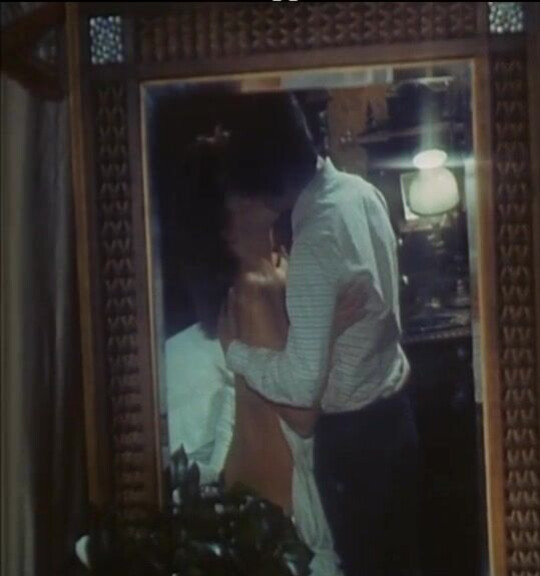 Gina Lollobrigida sexy -  That Splendid November (1969)